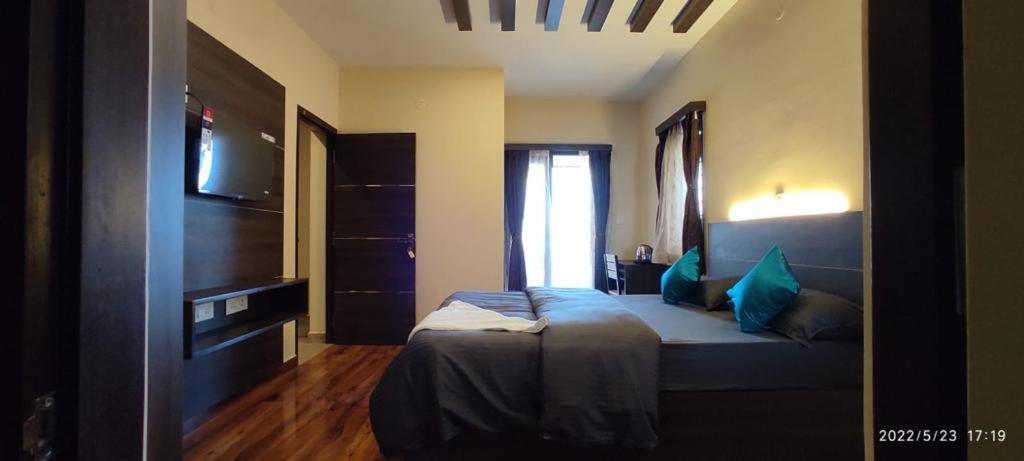 Cloud Walk Bed & Breakfast Кодайканал Екстериор снимка